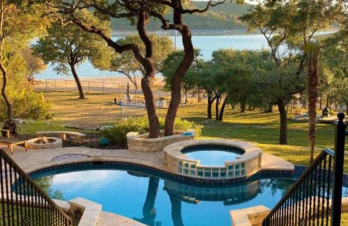 Leander House | Luxury Lake House w/Heated Pool & Multiple Spas