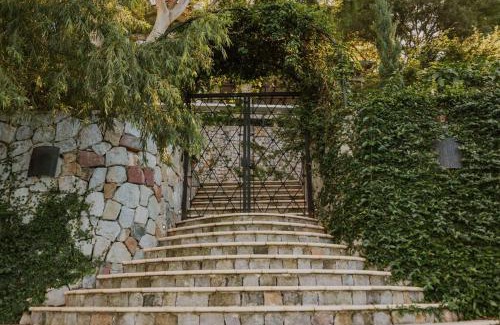 San Marcos La Laguna Villa | Luxury Lakefront Retreat at Casa Floresta