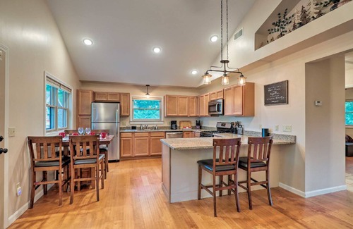 Seneca Falls Apartment | Luxury lakefront apartment - and a pool! Pool open Memorial Day - Labor Day.