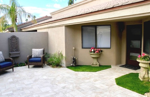 Palm Desert Condo | Luxury Lakefront Condo with Spectacular Golf Course Views! Electric Car Charger