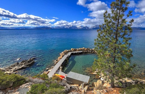 Zephyr Cove House | Luxury Lakefront Escape | Panoramic View | Sleep 8