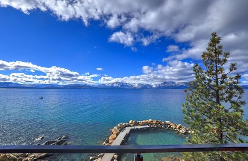 Zephyr Cove House | Luxury Lakefront Escape | Panoramic View | Sleep 8