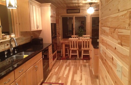 Grayling Cottage | Luxury Lakefront Home on Beautiful Lake Margrethe in Grayling, MI