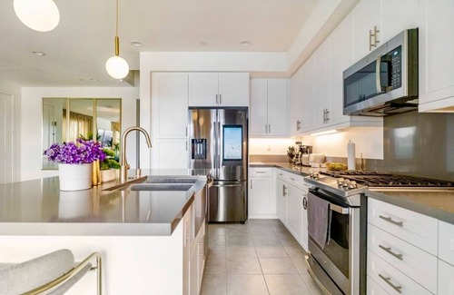 Terra Lago Villa | "Luxury Lakefront Paradise: Heated Pool Haven with Unrivaled Views"