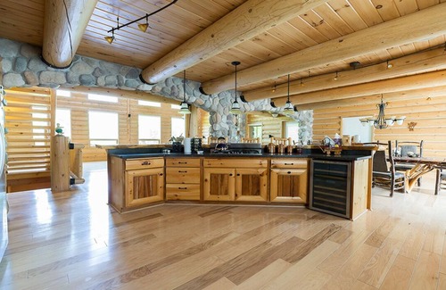 Zurich House | Luxury Lakefront Property w/private beach