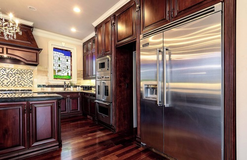 Atlanta House | Luxury Lakefront-Theatre-Huge Yard-Mins to DT ATL