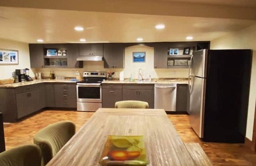 Bigfork House | Luxury Lakeview Suite with Stunning Sunsets in Popular Woods Bay Location