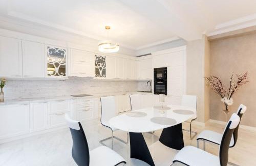 Tbilisi City Centre Apartment | Luxury Landing IV