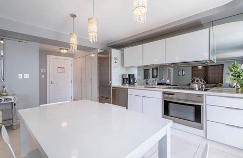 South Beach Condo | Luxury Large 1-Bedroom at Carlyle South Beach