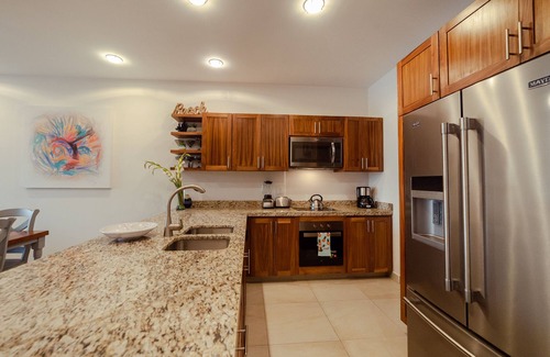 Santa Maria Huatulco Condo | Luxury Living with Dramatic Ocean Views