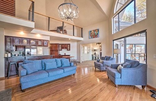 Hiawassee House | Luxury Living by Lake Chatuge w/10/10 Views!