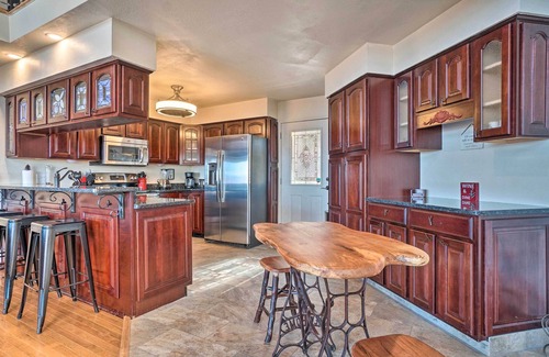 Hiawassee House | Luxury Living by Lake Chatuge w/10/10 Views!