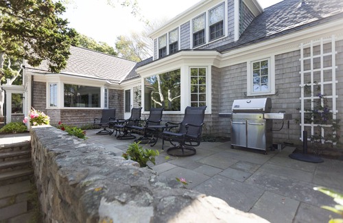 Falmouth House | Luxury living - downtown Falmouth (Moors)-with tennis & private beach, pondfront