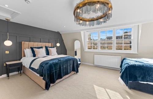 Bath City Centre Apartment | Luxury Living in Bath - The Bridgeton - Sleeps 20