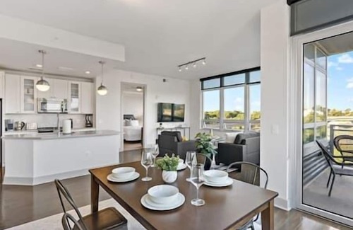 McLean Apartment | Luxury Living | Tysons | High Rise | Scenic Views