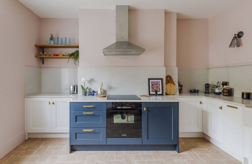 Bakewell House | Luxury & Location! Central Bakewell Georgian Townhouse