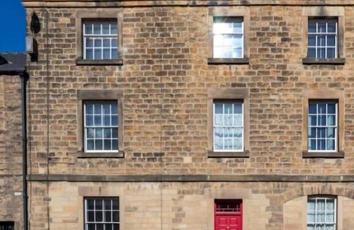 Bakewell House | Luxury & Location! Central Bakewell Georgian Townhouse