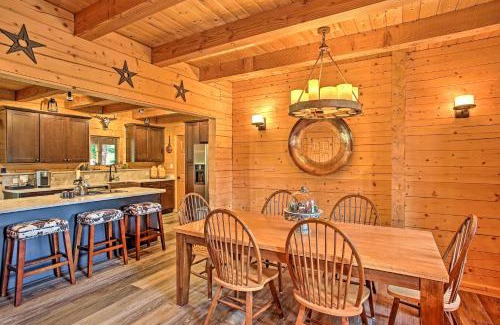 Cle Elum House | Luxury Lodge Hot Tub, Snowmobiling and ATV Access!