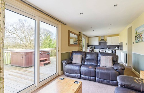 Pickering Ski Chalet | Luxury lodge with one double and one twin.