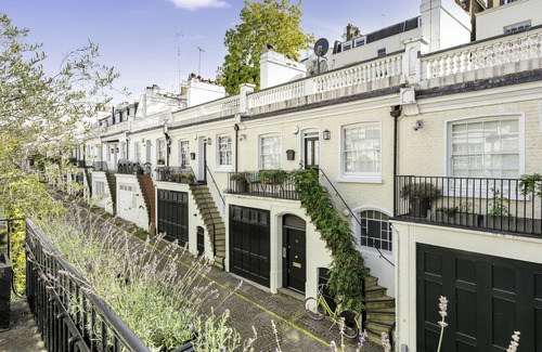 Holland Park House | Luxury Loft-Style Mews House