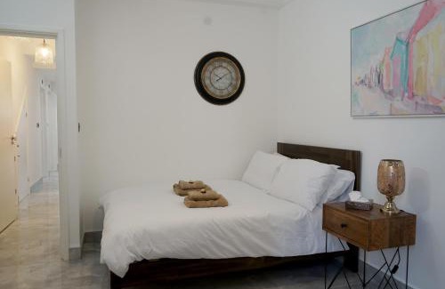 Haringey Apartment | Luxury London Garden home sleep 7, 2 mins to metro