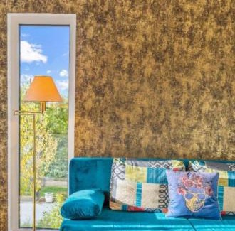 Schwarzlackenau Apartment | Luxury Long-Term Apartment with Balcony