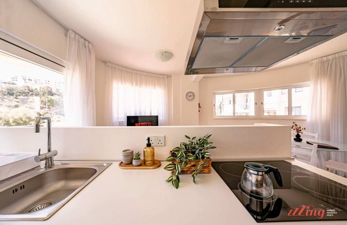 Ta' Giorni Apartment | Luxury maisonette with Shared Pool, St Julians