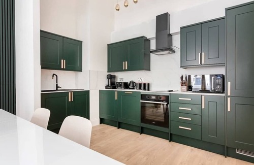 Marylebone Apartment | Luxury Majestic Apartment in the ♥️ of Marylebone, Central London, w/Air Con