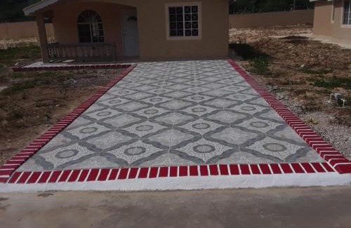 Montego Bay House | Luxury Manor 2 Bedroom/1 Bathroom House w/electric fireplace,