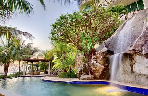 Boca de Tomatlan Hotel | Luxury Master Suite With Beach, Ocean and Swimming Pool View