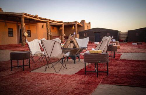 M'Hamid El Ghizlane Bed & Breakfast | Luxury Mezouaria Camp Erg Lihoudi - Chez Naji