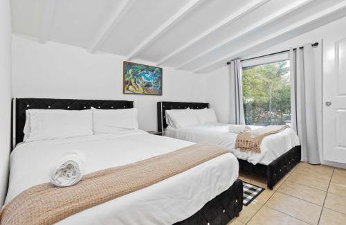 North Miami Beach House | Luxury Miami Villa: Heated Pool Near Aventura Mall