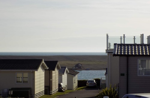 Wyke Regis House | Luxury mobile home with spectacular sea views.