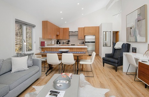 Vail Condo | Luxury Modern Condo, A/C, Pool, Hot Tub, W408