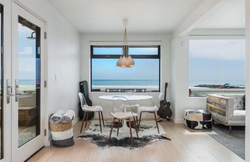 Pierpont Bay Villa | Luxury Modern Designer Beach House on Sand w/Pool