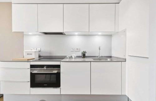 Elephant and Castle Apartment | Luxury Modern Flat in Central London
