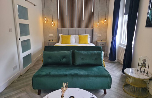 Spitalfields Apartment | Luxury Modern Queen Studio Apartment in Shoreditch - Near Tower Bridge London