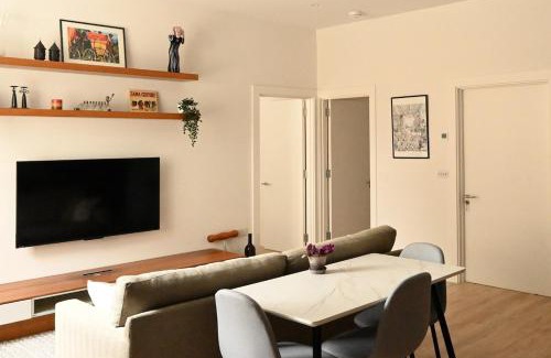 Monkstown Apartment | Luxury modern seaview apartment