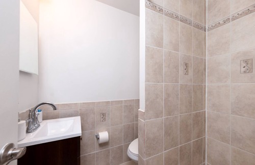 Franconia Apartment | Luxury Modern Studio Apartment