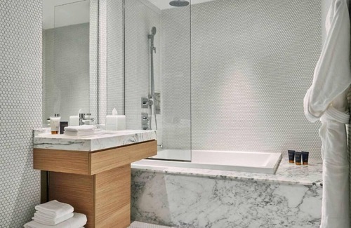 Brickell Hotel | Luxury Modern Style Hotel, Prime Brickell Location w/Terrace Pool