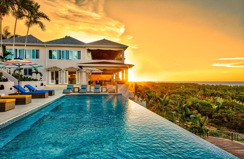 Montego Bay Villa | LUXURY MODERN VILLA 180 VIEWS POOL, FREE BEACH/GOLF FIVE STAR RESORT MEMBERSHIP