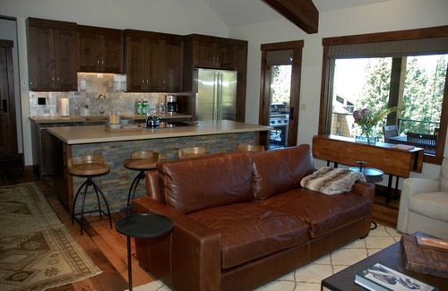 Crested Butte House | Luxury Mountain Cabin only 100 yards to the Homeowners Ski Trail!