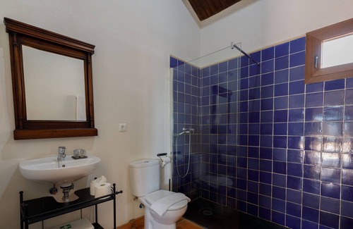 Lujar House | LUXURY MOUNTAIN COUNTRY HOUSE 15 MINUTES FROM THE BEACH