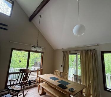 Hunter House | Luxury Mountain Getaway - 6 bed, 3 bath, hot-tub, fire-pit, game-room