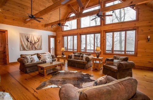 Banner Elk Cabin | Luxury Mountain Home in Central Location