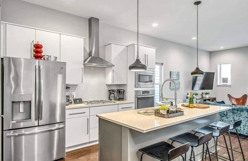 Edgehill House | Luxury Nashville Home 2 Miles to Honky Tonks