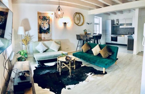 Hanau Apartment | LUXURY | NEAR FRANKFURT | 8 PERSON 24/7 CHECK