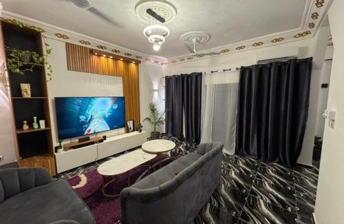 Tchaourou Apartment | Luxury Nest