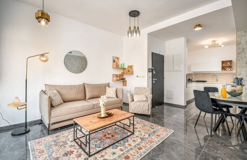 Emek Refaim Apartment | Luxury New 2BR at Emek Refaim
