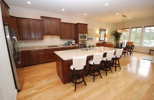 The Glade House | Luxury new 5 BR/4 BA Home